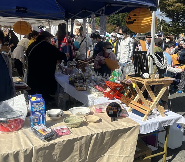 �X�^���v�����[�Ή��̗l�q